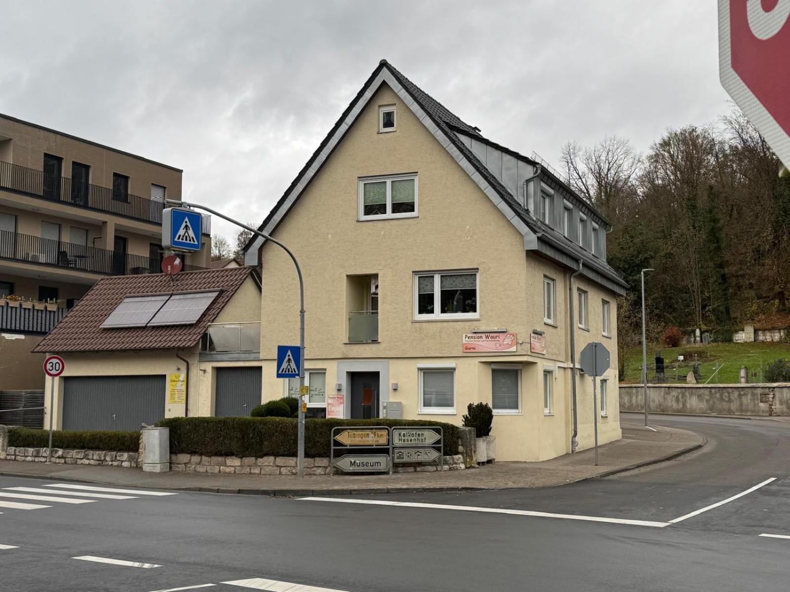 Ferienwohnung "Schwaebische Alb" , Pension Wauri Waldenbuch Eksteriør bilde
